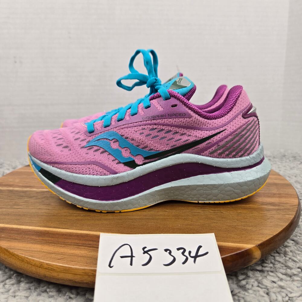 Saucony Womens 5 Endorphin Speed Pink Athletic Gym Road Running Shoe S10597-26